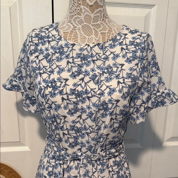 Banana Republic Floral Blue and White Dress new w/o tags 10 - Picture 2 of 14
